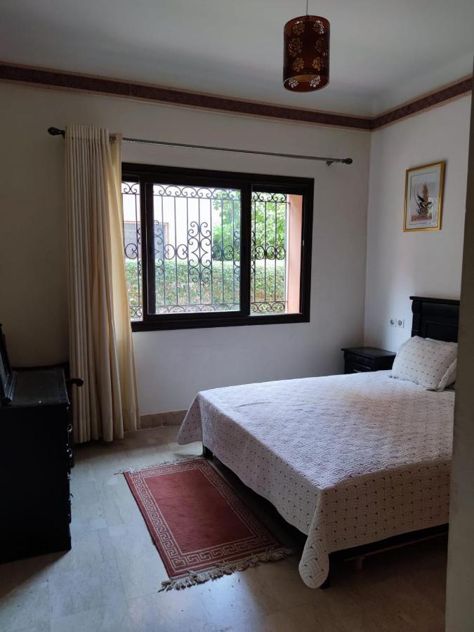 Appartement Bel Dans Une Résidence Fermée Avec Piscine Marrakesh